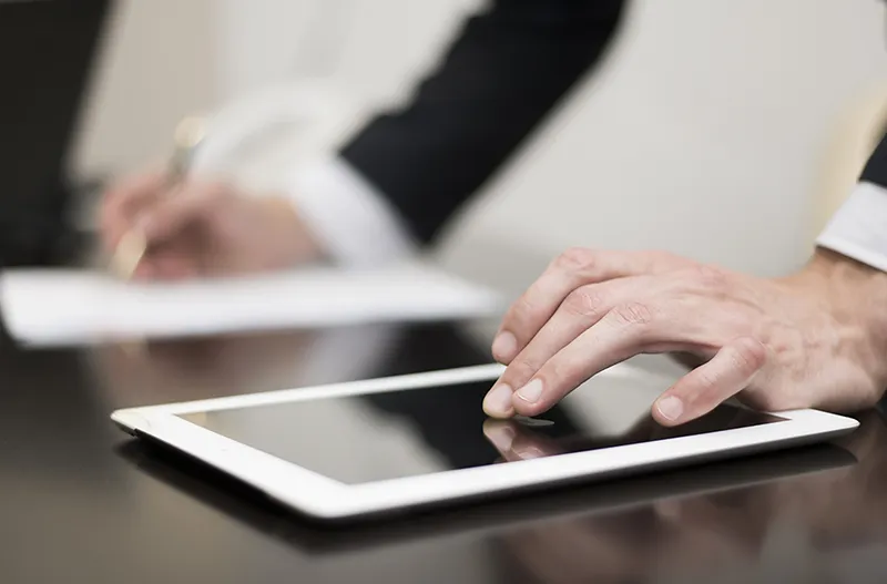 E-akta i cyfryzacja kadr – dlaczego warto postawić na nowoczesne rozwiązania?