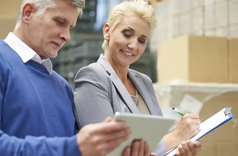 Kryteria wyboru dostawcy outsourcingu płac i kadr – jak znaleźć idealnego partnera biznesowego?