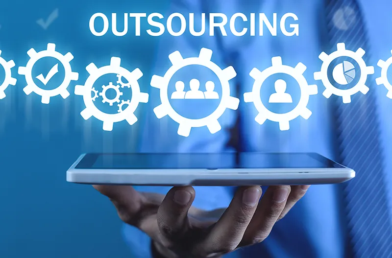 Outsourcing kadr i płac – jakie usługi obejmuje profesjonalna obsługa?